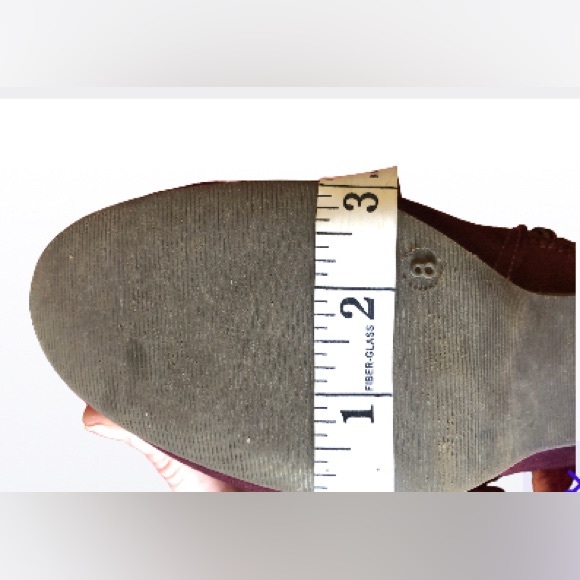 💫 Holiday Edition Purple Suede Booties - Picture 5 of 8